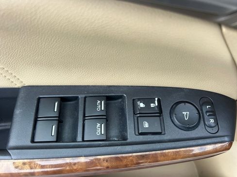Used 2010 Honda Accord EX-L image 23