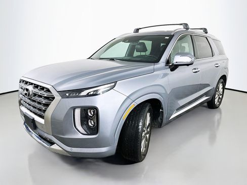 Used 2020 Hyundai Palisade Limited image 3