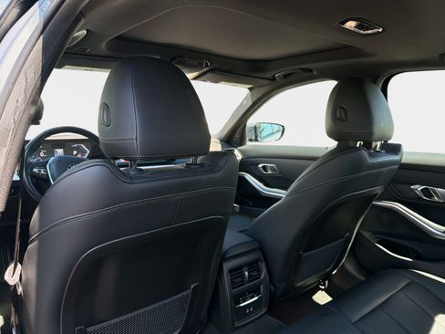 Used 2023 BMW 330i Sedan w/ Driving Assistance Package RWD image 33