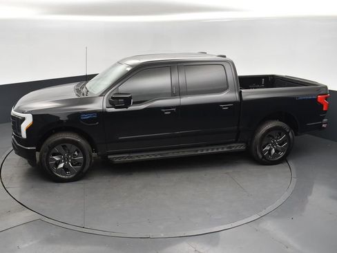 Used 2024 Ford F150 Lightning Lariat image 26