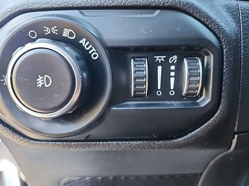 Certified 2021 Jeep Wrangler Unlimited Sport image 25