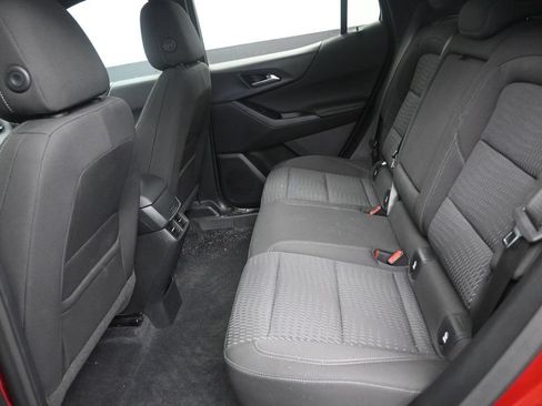 Used 2025 Chevrolet Equinox LT FWD image 15