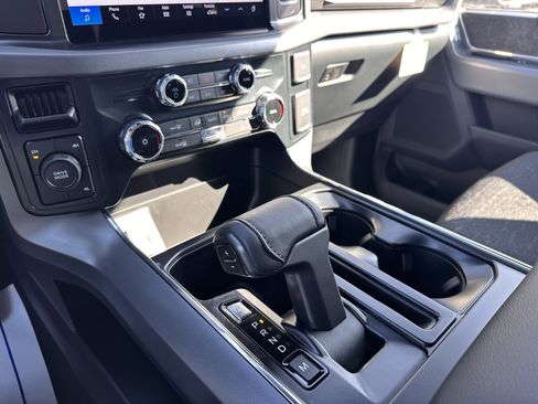 New 2025 Ford F150 XLT w/ Equipment Group 301A Standard image 15