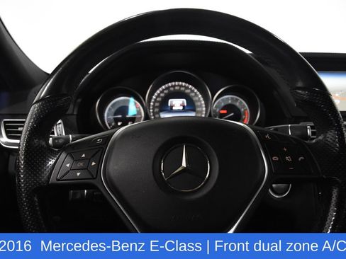 Used 2016 Mercedes-Benz E 400 4MATIC Sedan image 10