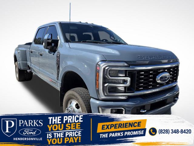 Used 2023 Ford F350 Platinum AWD/4WD image 1