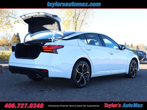 New 2025 Nissan Altima 2.5 SR w/ SR Premium Package image 27