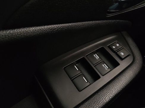 Used 2018 Honda Pilot LX image 27