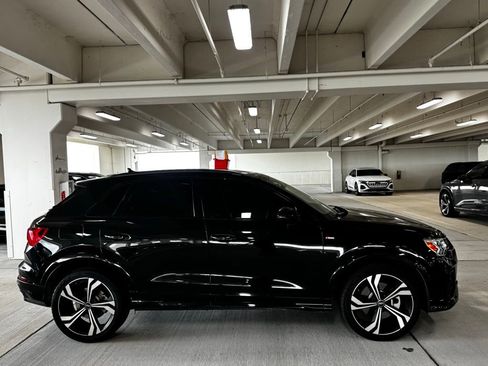 Used 2023 Audi Q3 2.0T Premium Plus w/ Premium Plus Package AWD/4WD image 2