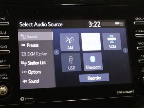 Used 2022 Toyota Camry SE image 28