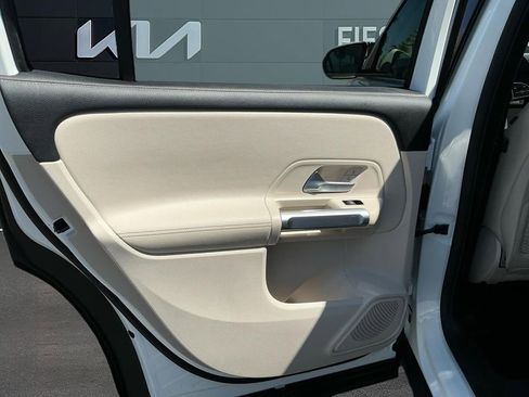 Used 2021 Mercedes-Benz GLB 250 image 14