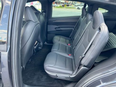 Used 2024 Tesla Model X AWD/4WD image 23