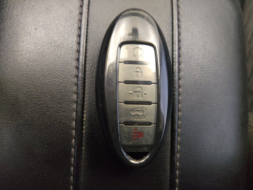 Used 2019 Nissan Rogue SV FWD image 32