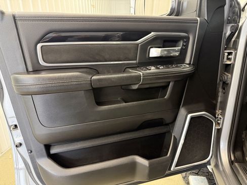 Used 2020 RAM 3500 Laramie image 23