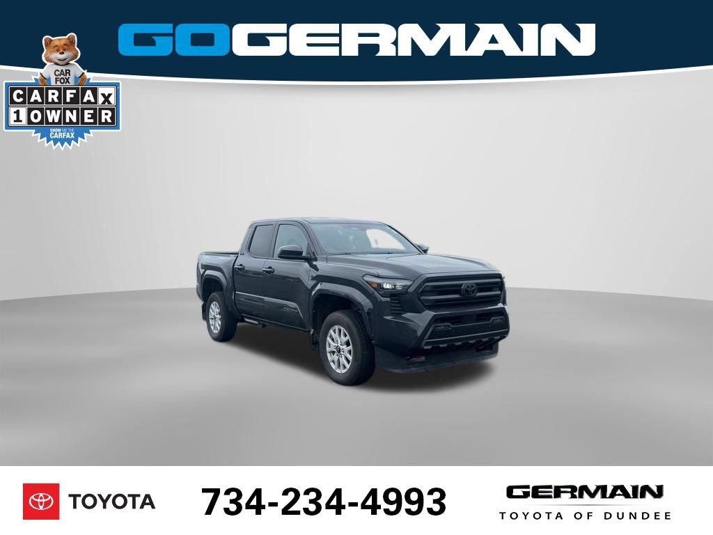 Used 2025 Toyota Tacoma SR5 AWD/4WD image 4