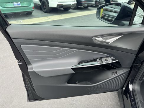 Certified 2023 Volkswagen ID.4 Pro S image 13