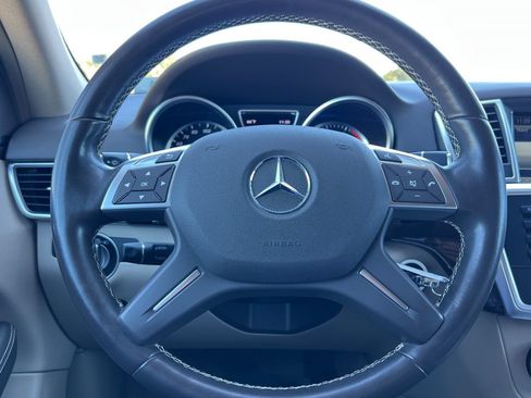 Used 2015 Mercedes-Benz ML 350 4MATIC image 27