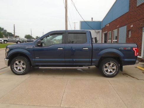 Used 2016 Ford F150 XLT w/ Equipment Group 302A Luxury AWD/4WD image 2