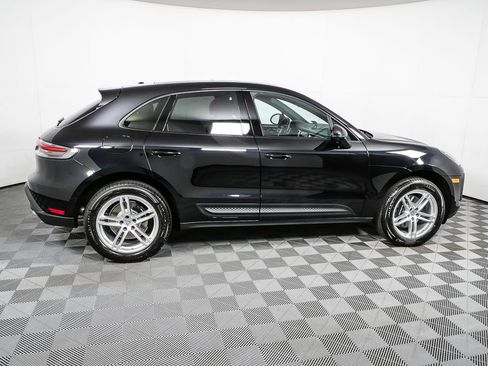 New 2026 Porsche Macan image 30