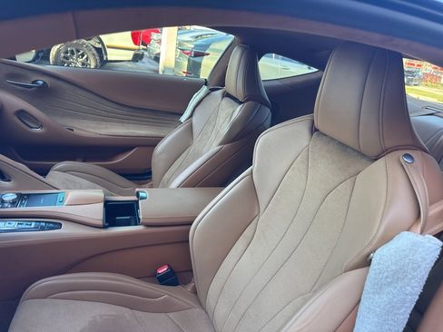 Used 2018 Lexus LC 500 Coupe image 24