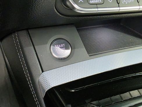 Certified 2024 Audi Q5 2.0T Premium Plus AWD/4WD image 32