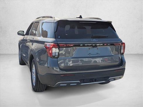 New 2026 Ford Explorer Active w/ Active Comfort Package image 8