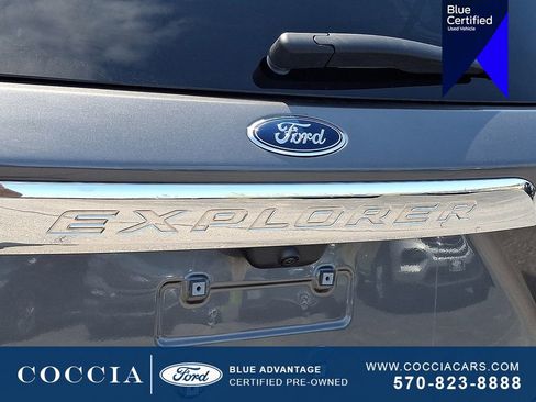 Certified 2023 Ford Explorer XLT w/ Equipment Group 202A AWD/4WD image 30