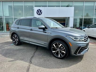 Used 2024 Volkswagen Tiguan SEL R-Line