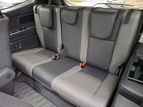 Certified 2025 Subaru Ascent Onyx Edition image 11