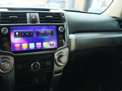 Used 2017 Toyota 4Runner SR5 image 43