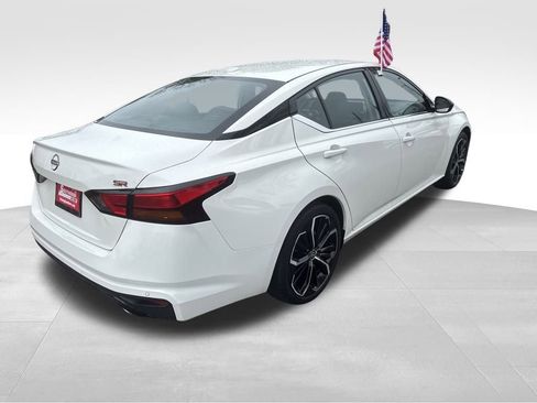 Used 2025 Nissan Altima 2.5 SR image 25