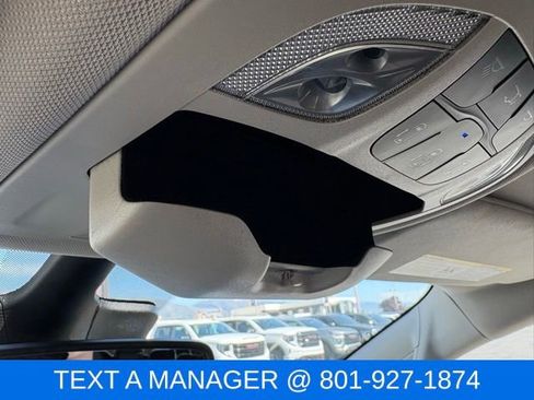 Used 2023 Chrysler Pacifica Touring-L FWD image 35