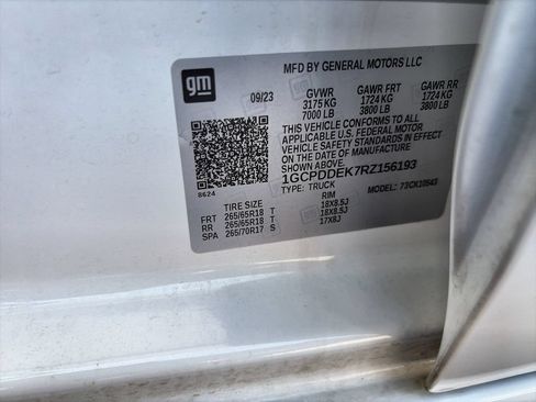 Certified 2024 Chevrolet Silverado 1500 LT w/ Protection Package AWD/4WD image 35