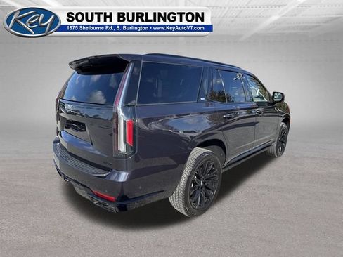 Certified 2024 Cadillac Escalade Sport Platinum w/ LPO, ONYX Package AWD/4WD image 7