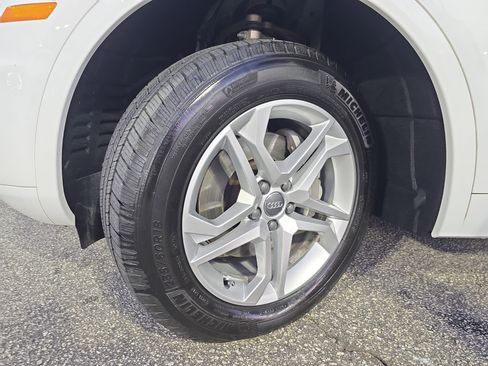 Used 2018 Audi Q5 2.0T Premium Plus w/ Premium Plus Package image 31