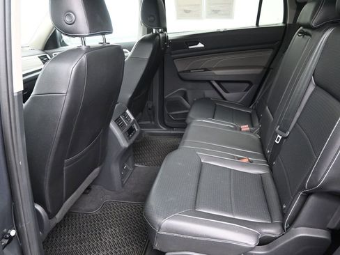 Used 2023 Volkswagen Atlas SEL image 13