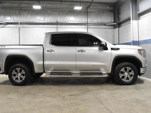 Used 2021 GMC Sierra 1500 SLT w/ SLT Convenience Package image 30
