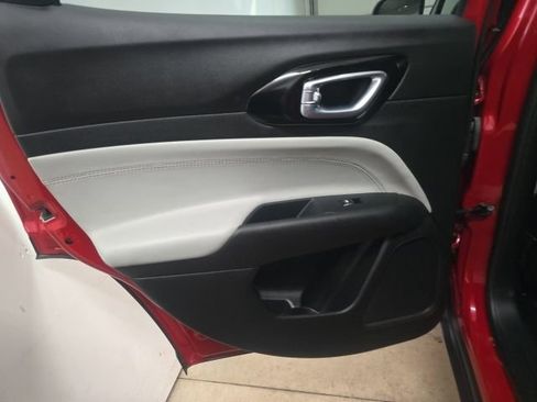 Used 2024 Jeep Compass Limited image 15