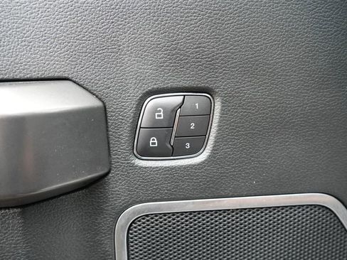 Used 2016 Ford F150 Limited image 23