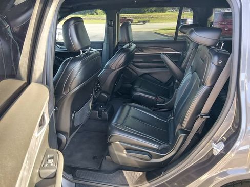 Used 2024 Jeep Grand Cherokee L Limited w/ Black Appearance Package RWD image 14