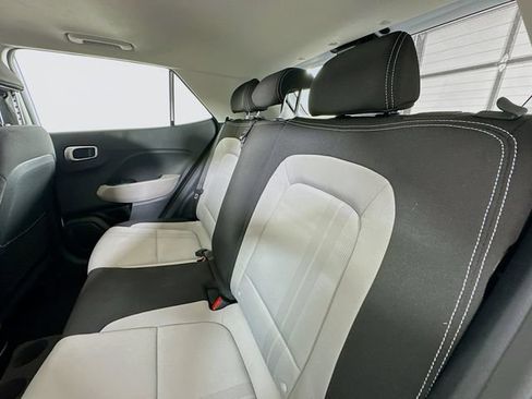 Certified 2026 Hyundai Venue SEL FWD image 29