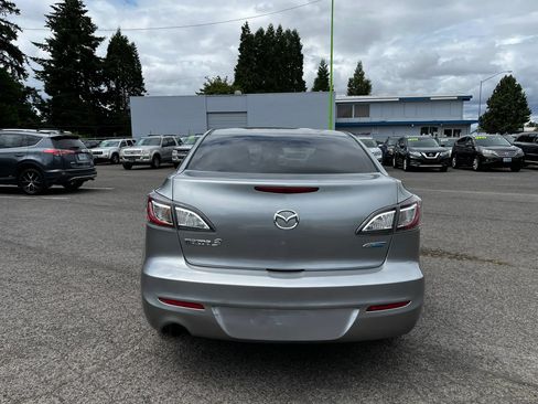 Used 2012 MAZDA MAZDA3 i Touring FWD image 4