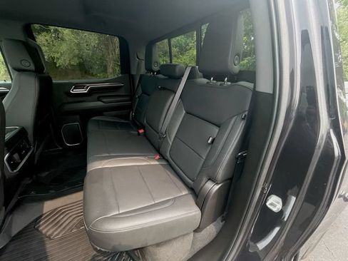 Used 2022 Chevrolet Silverado 1500 LTZ AWD/4WD image 26