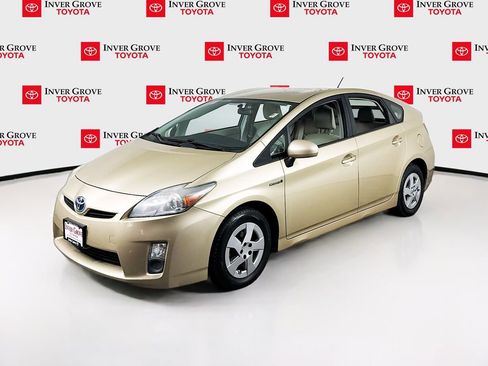 Used 2011 Toyota Prius Two image 1
