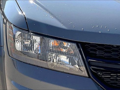 Used 2020 Dodge Journey SE w/ SE Popular Equipment Group image 27