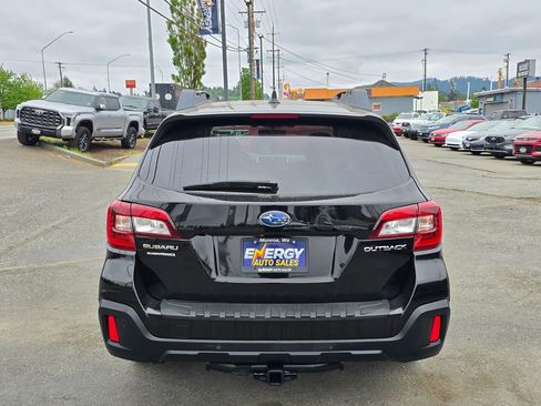 Used 2019 Subaru Outback 2.5i Limited AWD/4WD image 6