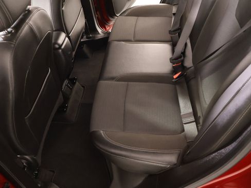 Used 2021 Buick Encore GX Preferred w/ Sport Touring Package image 11