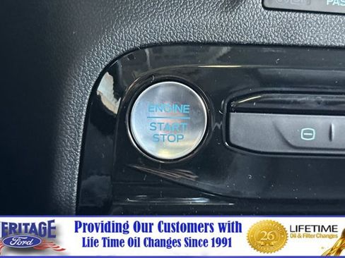 New 2025 Ford Escape SE image 20