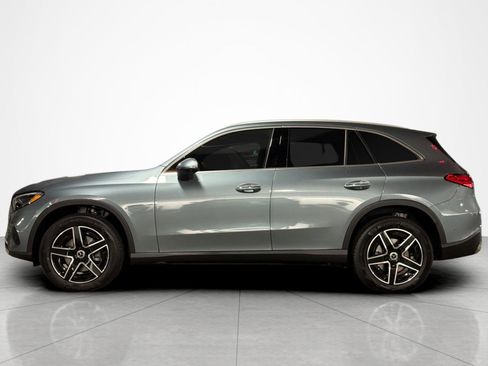 New 2026 Mercedes-Benz GLC 300 image 2