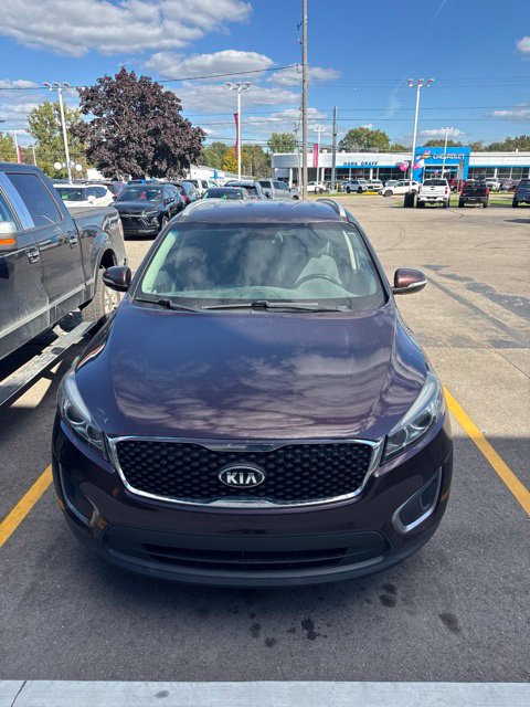 Used 2016 Kia Sorento AWD w/ LX Convenience Package image 2