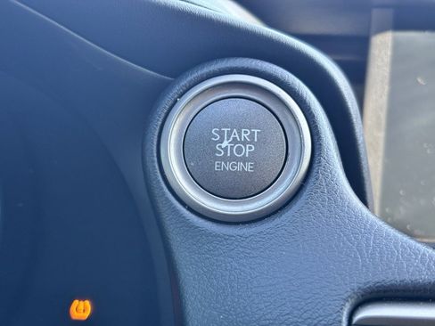 Used 2017 Lexus IS 200t image 6